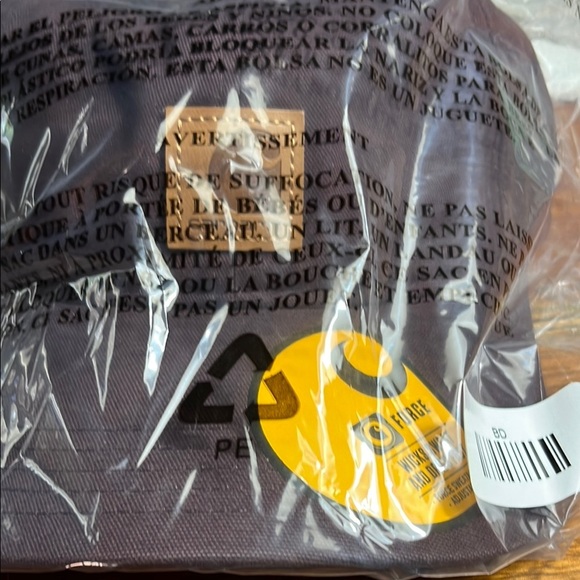 Carhartt Men's Deep Burgundy Hat - Picture 3 of 4